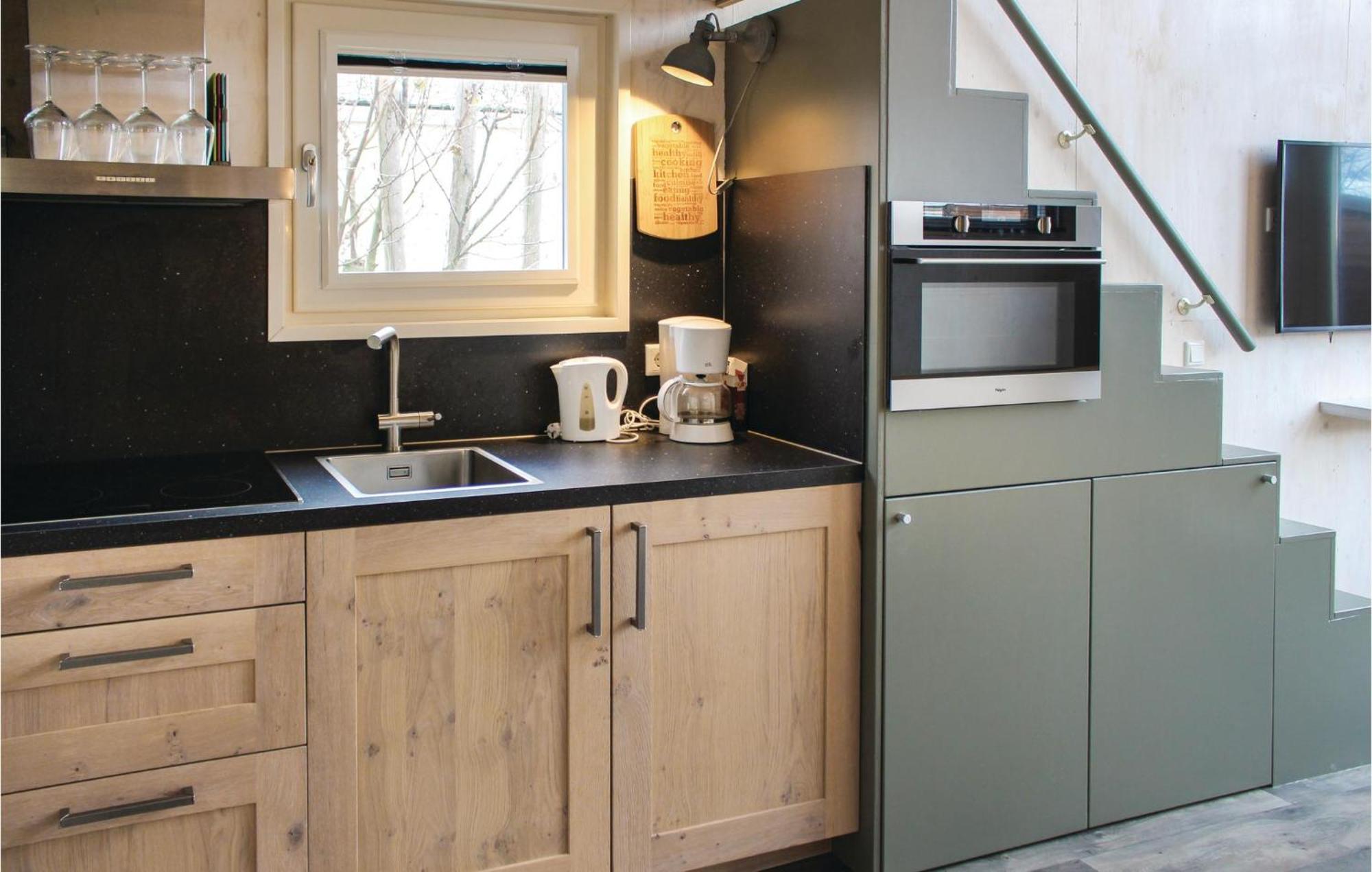 Cozy Home In Sint-Annaland With Kitchen Exterior foto